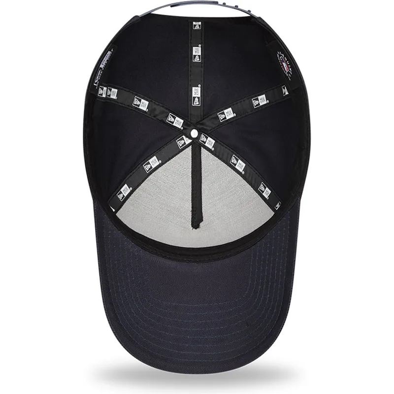cappelli-curva-blu-marino-snapback-marron-9forty-e-frame-dei-new-york-yankees-mlb-di-new-era