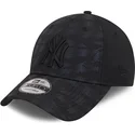 cappellino-curvo-nero-regolabile-9forty-reflective-pack-dei-new-york-yankees-mlb-di-new-era