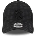 cappellino-curvo-nero-regolabile-9forty-reflective-pack-dei-new-york-yankees-mlb-di-new-era