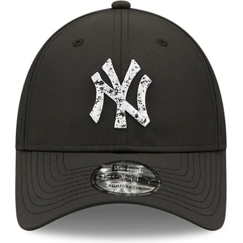 cappelli-curva-nero-cinghia-regolabile-9forty-sports-clip-dei-new-york-yankees-mlb-di-new-era cappelli-curva-nero-cinghia-regolabile-9forty-sports-clip-dei-new-york-yankees-mlb-di-new-era