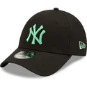 cappellino-curvo-nero-regolabile-con-logo-verde-9forty-league-essential-dei-new-york-yankees-mlb-di-new-era