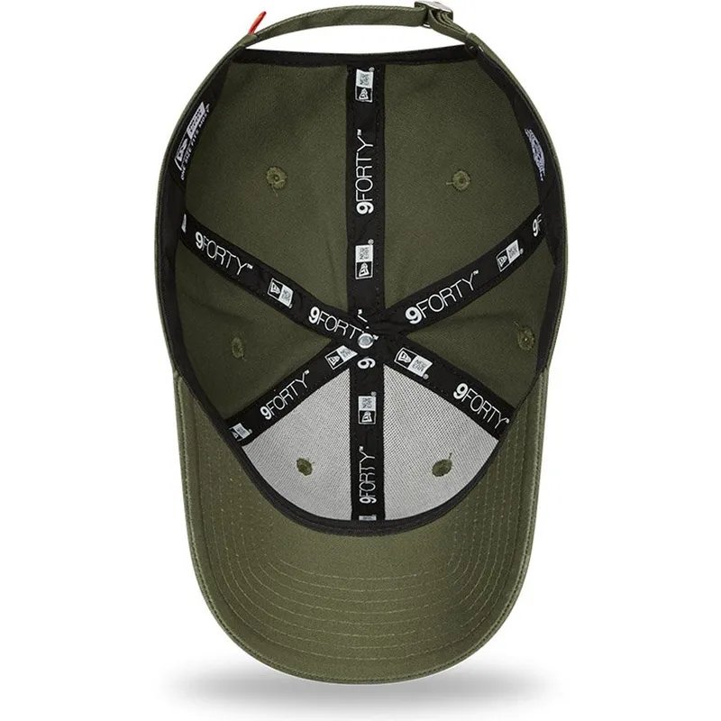 cappelli-curva-verde-cinghia-regolabile-9forty-character-sports-dei-piolin-looney-tunes-di-new-era cappelli-curva-verde-cinghia-regolabile-9forty-character-sports-dei-piolin-looney-tunes-di-new-era