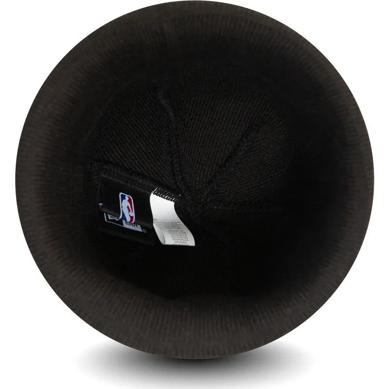 cappelli-nero-team-cuff-dei-chicago-bulls-nba-di-new-era cappelli-nero-team-cuff-dei-chicago-bulls-nba-di-new-era
