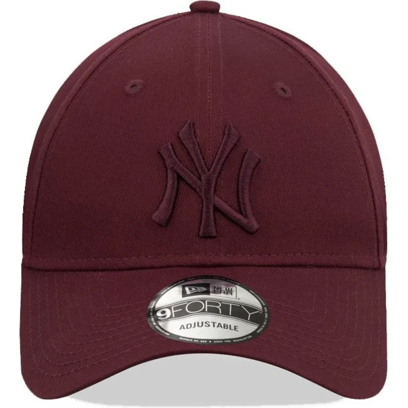 cappelli-curva-rosso-snapback-granate-granate-9forty-league-essential-dei-new-york-yankees-mlb-di-new-era