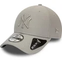 cappellino-curvo-grigio-regolabile-con-logo-grigio-9forty-diamond-era-dei-new-york-yankees-mlb-di-new-era