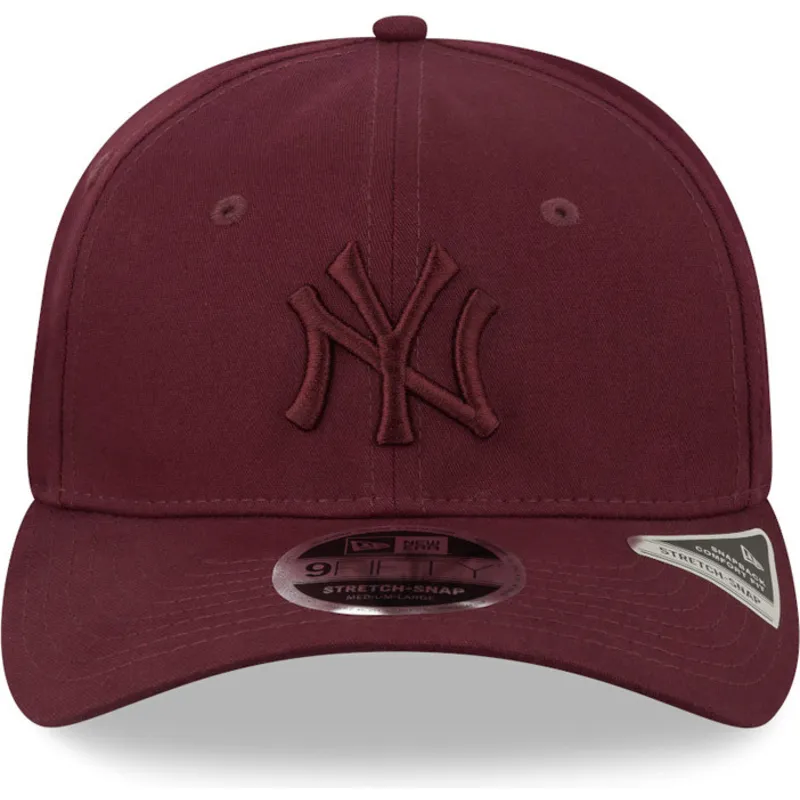 cappelli-curva-rosso-snapback-granate-granate-9fifty-stretch-snap-dei-new-york-yankees-mlb-di-new-era