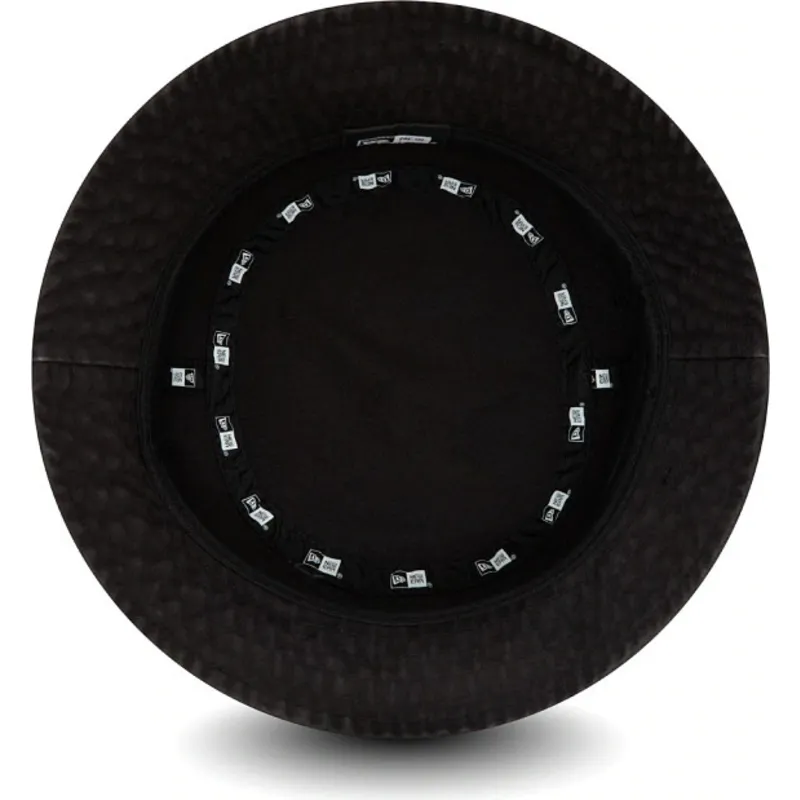 secchi-nero-dei-bucket-negro-essential-di-new-era
