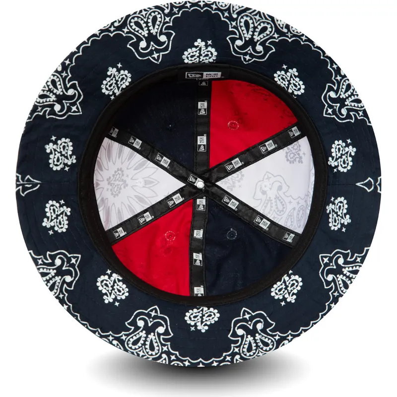 secchi-blu-marino-dei-bucket-azul-marino-rojo-y-blanco-paisley-explorer-di-new-era secchi-blu-marino-dei-bucket-azul-marino-rojo-y-blanco-paisley-explorer-di-new-era