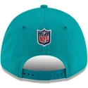 cappellino-curvo-blu-e-nero-snapback-9forty-stretch-snap-sideline-road-dei-miami-dolphins-nfl-di-new-era