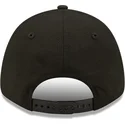 cappellino-nero-snapback-9forty-black-base-dei-chicago-bulls-nba-di-new-era