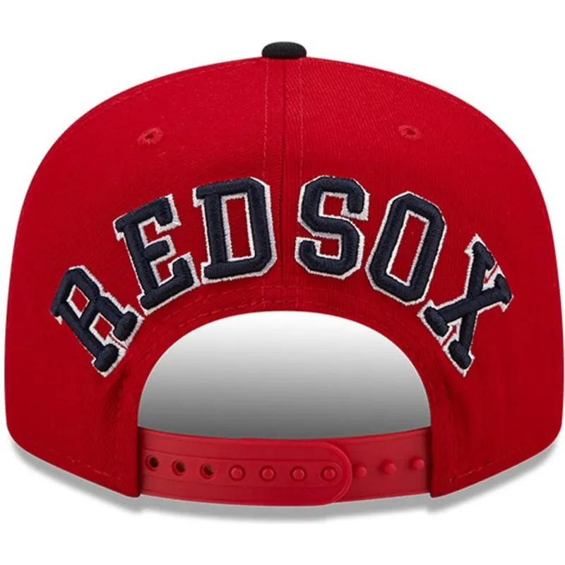 cappelli-piatta-rosso-snapback-9fifty-team-arch-dei-boston-red-sox-mlb-di-new-era