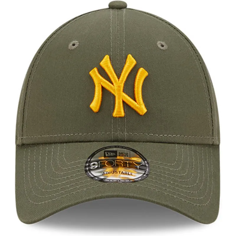cappelli-curva-verde-cinghia-regolabile-9forty-league-essential-dei-new-york-yankees-mlb-di-new-era
