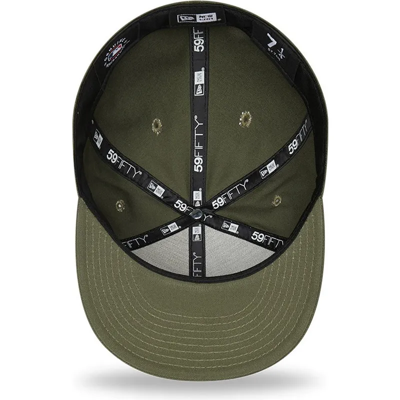 cappelli-piatta-verde-regolato-59fifty-league-essential-dei-new-york-yankees-mlb-di-new-era cappelli-piatta-verde-regolato-59fifty-league-essential-dei-new-york-yankees-mlb-di-new-era