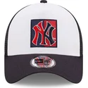 cappellino-trucker-bianco-e-blu-navy-a-frame-team-patch-dei-new-york-yankees-mlb-di-new-era