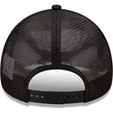 cappellino-trucker-nero-ramen-food-pack-di-new-era