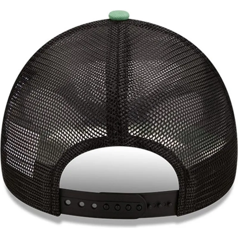cappelli-curva-nero-snapback-a-frame-di-new-era