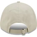 cappellino-curvo-beige-regolabile-9forty-sporty-di-patrick-stella-spongebob-di-new-era