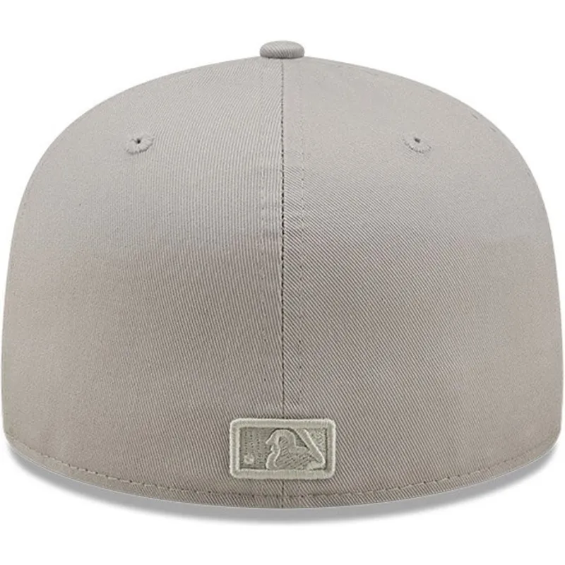 cappelli-piatta-grigio-regolato-59fifty-parche-lateral-world-series-dei-new-york-yankees-mlb-di-new-era