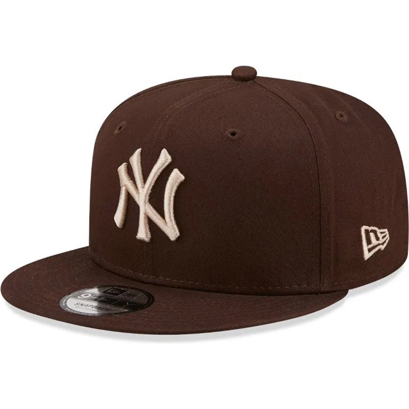 cappelli-piatta-marrone-snapback-9fifty-league-essential-dei-new-york-yankees-mlb-di-new-era