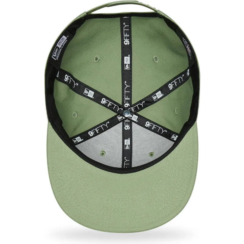 cappelli-piatta-verde-snapback-negro-9fifty-league-essential-dei-new-york-yankees-mlb-di-new-era