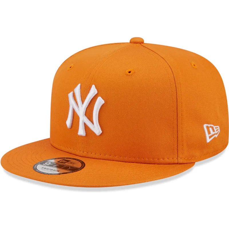 cappelli-piatta-arancia-snapback-9fifty-league-essential-dei-new-york-yankees-mlb-di-new-era