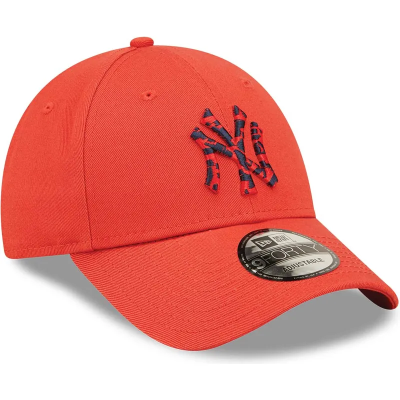 cappelli-curva-rosso-cinghia-regolabile-9forty-seasonal-infill-dei-new-york-yankees-mlb-di-new-era