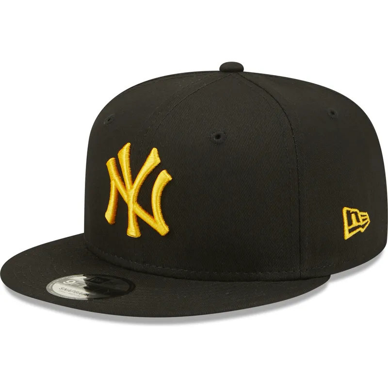 cappelli-piatta-nero-snapback-9fifty-league-essential-dei-new-york-yankees-mlb-di-new-era cappelli-piatta-nero-snapback-9fifty-league-essential-dei-new-york-yankees-mlb-di-new-era