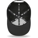 cappellino-piatto-nero-snapback-con-logo-giallo-9fifty-league-essential-dei-new-york-yankees-mlb-di-new-era