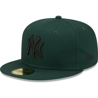 cappelli-piatta-verde-regolato-59fifty-league-essential-dei-new-york-yankees-mlb-di-new-era