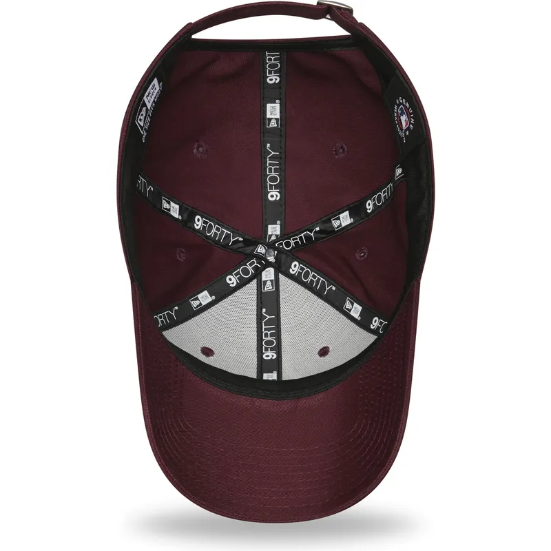 cappelli-curva-rosso-cinghia-regolabile-granate-9forty-league-essential-dei-new-york-yankees-mlb-di-new-era