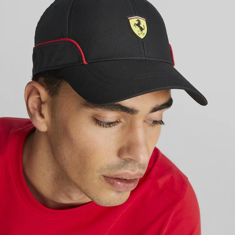 cappelli-curva-nero-cinghia-regolabile-sptwr-race-b-dei-ferrari-formula-1-di-puma