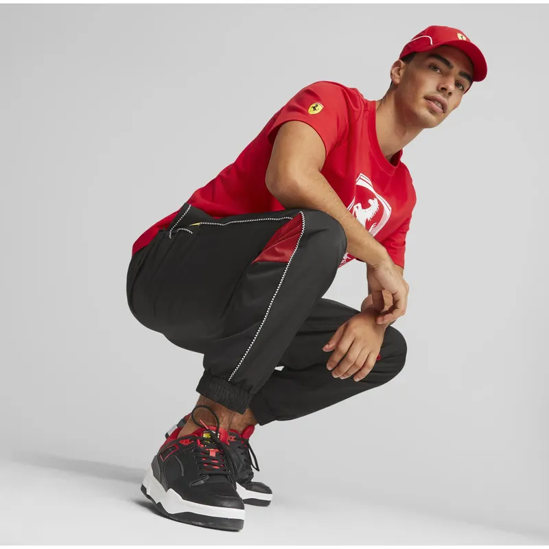 cappelli-curva-rosso-cinghia-regolabile-sptwr-race-b-dei-ferrari-formula-1-di-puma cappelli-curva-rosso-cinghia-regolabile-sptwr-race-b-dei-ferrari-formula-1-di-puma