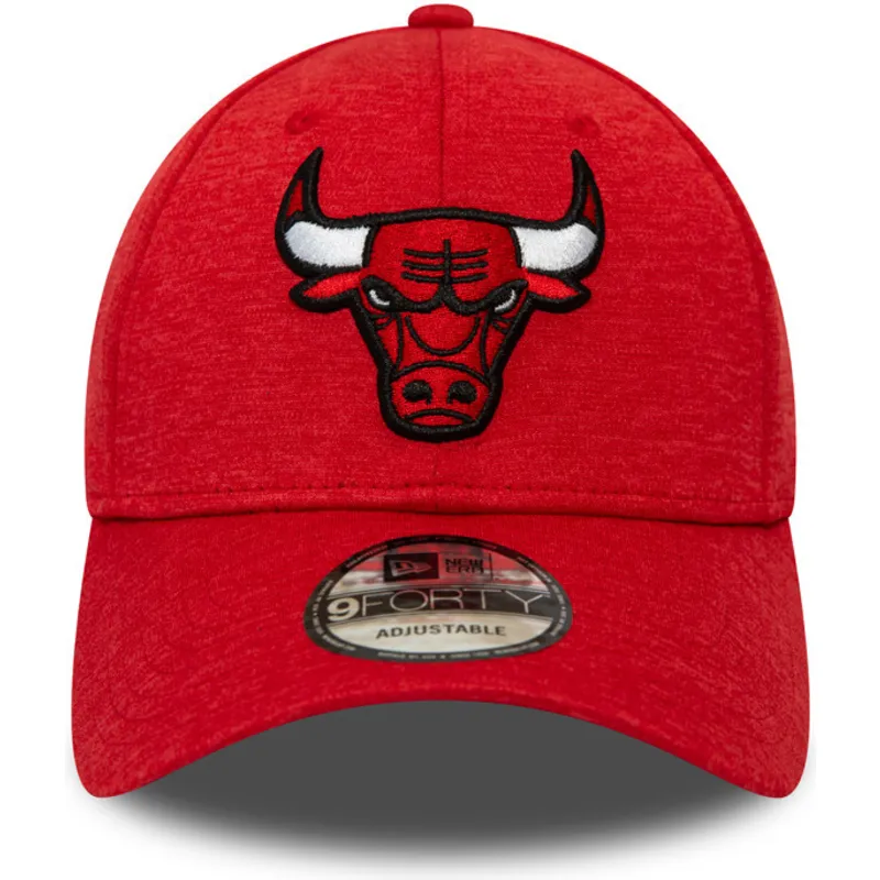 cappelli-curva-rosso-cinghia-regolabile-9forty-shadow-tech-dei-chicago-bulls-nba-di-new-era cappelli-curva-rosso-cinghia-regolabile-9forty-shadow-tech-dei-chicago-bulls-nba-di-new-era