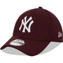 cappelli-curva-rosso-cinghia-regolabile-granate-9forty-diamond-era-dei-new-york-yankees-mlb-di-new-era