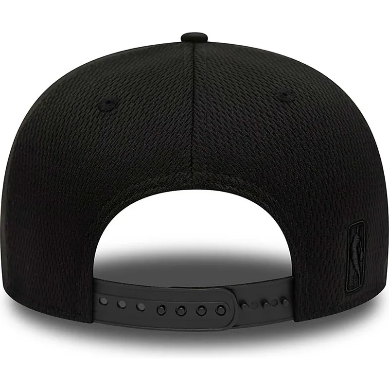 cappelli-piatta-nero-snapback-9fifty-print-infill-dei-chicago-bulls-nba-di-new-era cappelli-piatta-nero-snapback-9fifty-print-infill-dei-chicago-bulls-nba-di-new-era