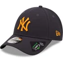cappelli-curva-blu-marino-cinghia-regolabile-9forty-repreve-dei-new-york-yankees-mlb-di-new-era