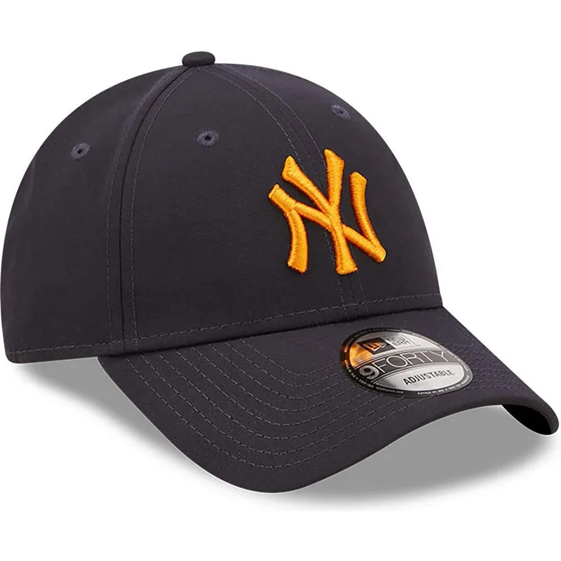 cappelli-curva-blu-marino-cinghia-regolabile-9forty-repreve-dei-new-york-yankees-mlb-di-new-era