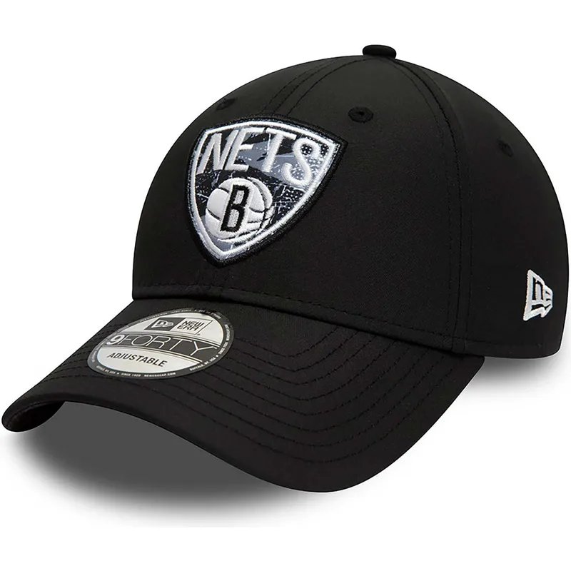 cappelli-curva-nero-cinghia-regolabile-9forty-print-infill-dei-brooklyn-nets-nba-di-new-era
