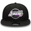 cappelli-piatta-nero-snapback-9fifty-print-infill-dei-los-angeles-lakers-nba-di-new-era