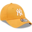 cappelli-curva-arancia-cinghia-regolabile-9forty-league-essential-dei-new-york-yankees-mlb-di-new-era