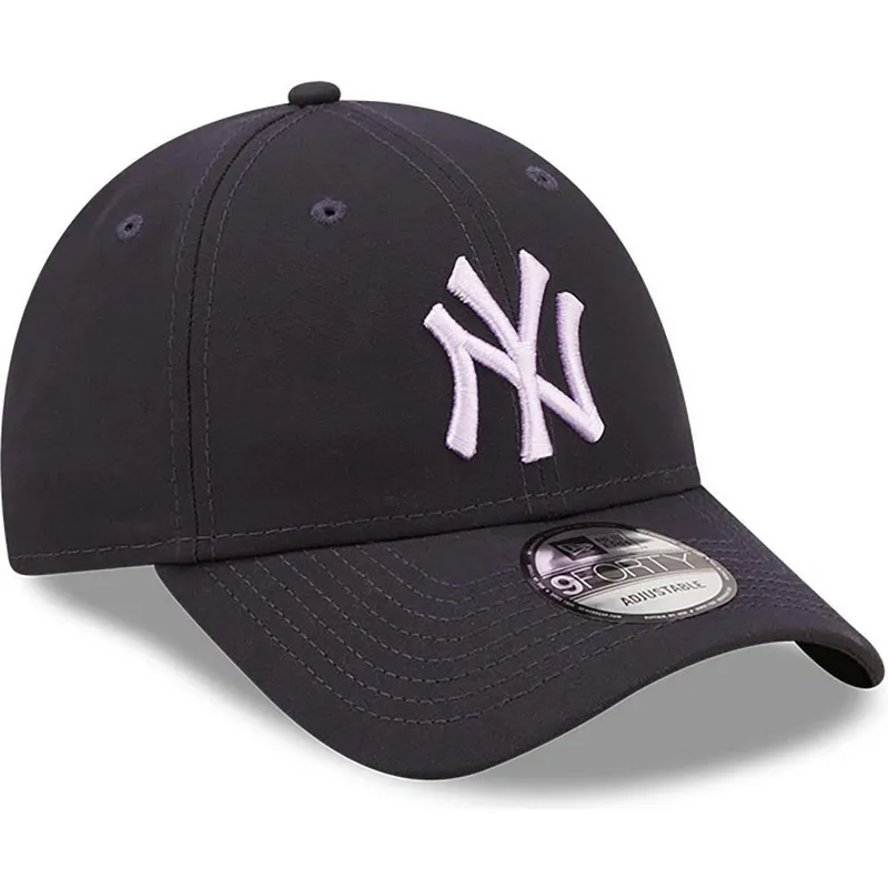 cappelli-curva-blu-marino-cinghia-regolabile-9forty-repreve-dei-new-york-yankees-mlb-di-new-era cappelli-curva-blu-marino-cinghia-regolabile-9forty-repreve-dei-new-york-yankees-mlb-di-new-era