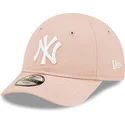 cappelli-curva-rosa-cinghia-regolabile-per-bambino-pequeno-9forty-league-essential-dei-new-york-yankees-mlb-di-new-era