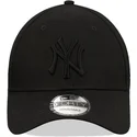 cappelli-curva-nero-snapback-9forty-league-essential-dei-new-york-yankees-mlb-di-new-era
