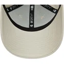 cappelli-curva-beige-cinghia-regolabile-valentino-rossi-vr46-9forty-essential-dei-valentino-rossi-vr46-motogp-di-new-era
