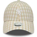 cappelli-curva-beige-cinghia-regolabile-9forty-gingham-dei-new-york-yankees-mlb-di-new-era