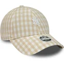 cappelli-curva-beige-cinghia-regolabile-9forty-gingham-dei-new-york-yankees-mlb-di-new-era