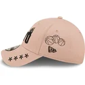cappello-rosa-regolabile-tokyo-9forty-graphic-di-new-era