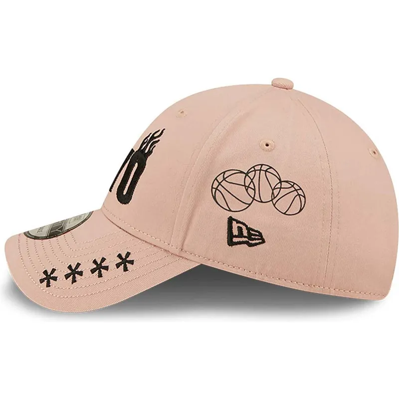 cappelli-curva-rosa-cinghia-regolabile-9forty-di-new-era