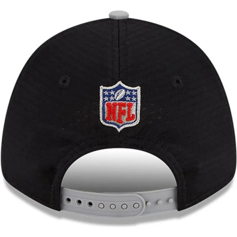 cappelli-curva-nero-cinghia-regolabile-9forty-super-bowl-champions-lvi-2022-dei-los-angeles-rams-nfl-di-new-era cappelli-curva-nero-cinghia-regolabile-9forty-super-bowl-champions-lvi-2022-dei-los-angeles-rams-nfl-di-new-era