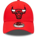 cappelli-curva-rosso-cinghia-regolabile-9forty-team-side-patch-dei-chicago-bulls-nba-di-new-era